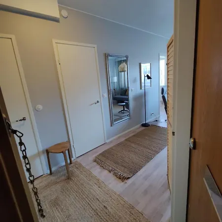 Ydinkeskustassa Tilava Rauhallinen Yksiö Huoneisto Hämeenlinna